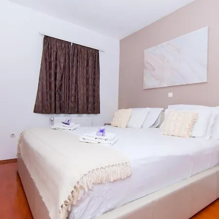 Apartment Kristina Seget Vranjica