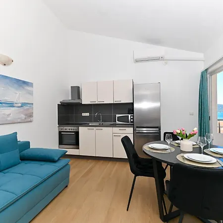 Apartment Kristina Seget Vranjica