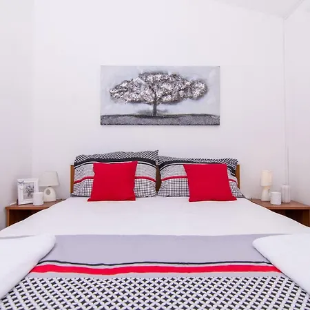 Kristina Apartment Seget Vranjica