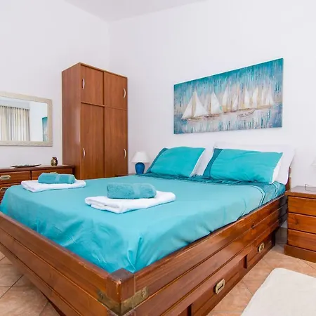 Apartment Kristina Seget Vranjica